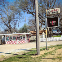 Jo Bob's Drive In outside