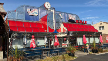 Jefferson Diner inside