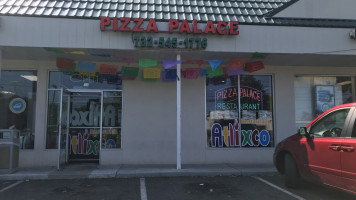 Atlixco Pizza Palace outside