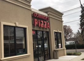 Dominick's Pizza inside