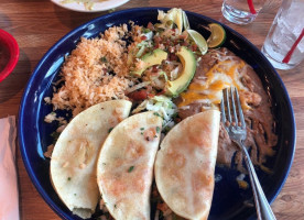 Maracas Mexican Grill South Hill food