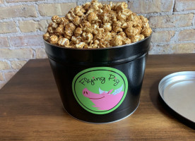 Flying Pig Treat Shop food