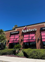 Applebee's Neighborhood Grill And food