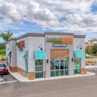 Tropical Smoothie Cafe outside