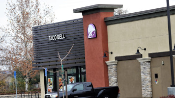 Taco Bell inside