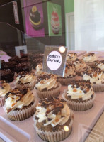 Gigi Cupcakes food