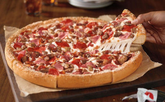 Pizza Hut food