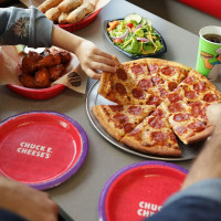 Chuck E. Cheese food