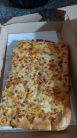 Pizza Hut food