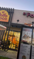 El Pollo Loco outside