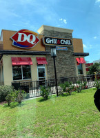 Dq Grill Chill In Carol outside