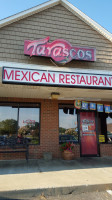 Tarascos Tacos Wings outside