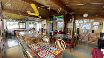 Ernie's Aviation Cafe inside