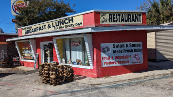 Todd And Shelly's Farm Fresh Cafe Pub food