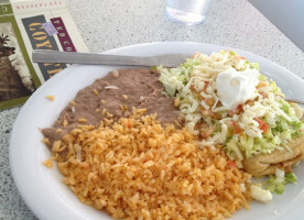 El Rancho Taqueria food