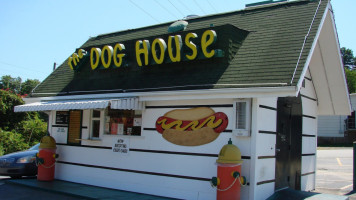 The Dog House outside