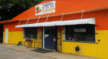 Taqueria Lo Que Sea food