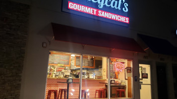 Alleycat's Gourmet Sandwiches outside