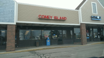 Mark's Midtown Coney Island food