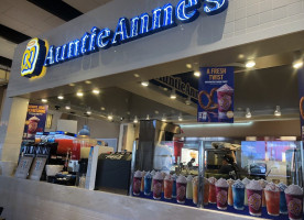 Auntie Anne's food