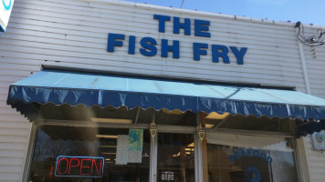 Fish Fry outside