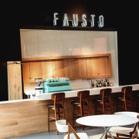 Fausto At The Cac food