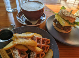 Doe Bay Café food