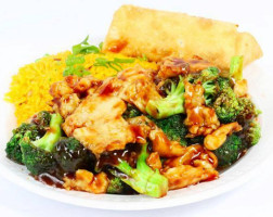 Golden Chinese Gourmet food