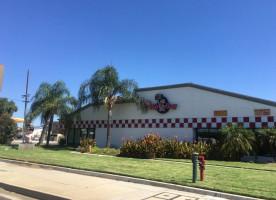 Big Boy Restaurants outside