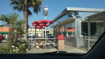 Root Beer King outside