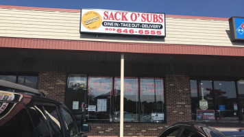 Sack O'subs outside