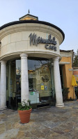 Marmalade Cafe Calabasas outside