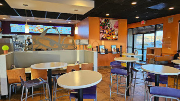 Taco Bell inside