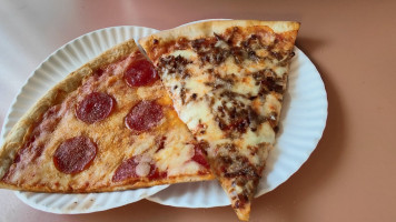 Louie's Pizza (great Meadows) food