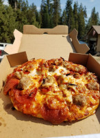 Shaver Lake Pizza food