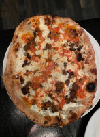 Millie’s Old World Meatballs Pizza food