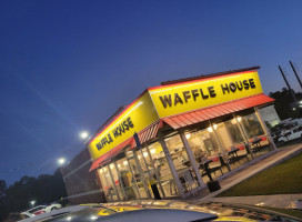 Waffle House Phone Number, Reservations, Reviews outside