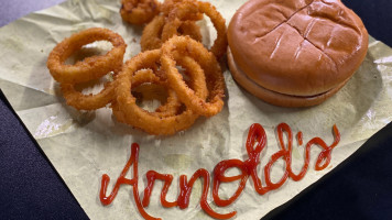 Arnold's Old Fashioned Hamburgers outside