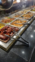 Yuan's Buffet food