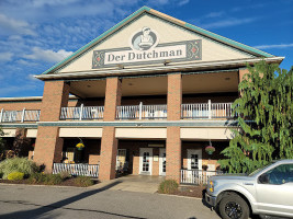 Der Dutchman outside