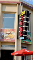 Joe Rock Cafe outside