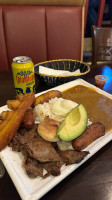 Cafe Y Canela Colombian food