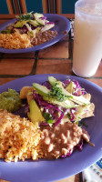 Viva's Mexican Food food