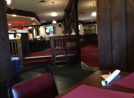 Plainsman Steakhouse Lounge inside