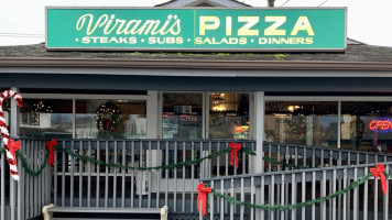 Virami's Pizza outside