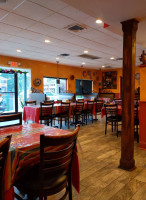 El Tipico inside