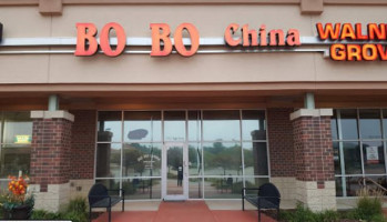 Bo Bo China outside