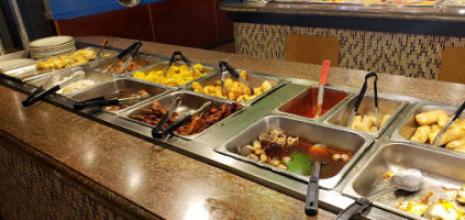 Hibachi Supreme Buffet food