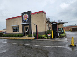 Burger King outside