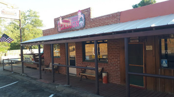 Saddle Sore Saloon food